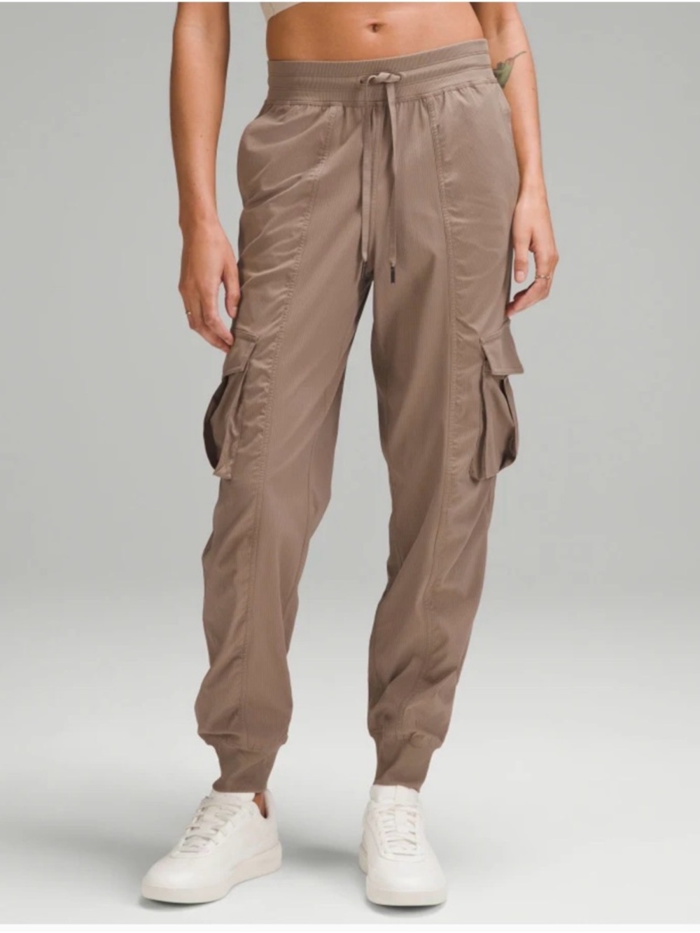 Dance Studio Relaxed-Fit Mid-Rise Cargo Jogger